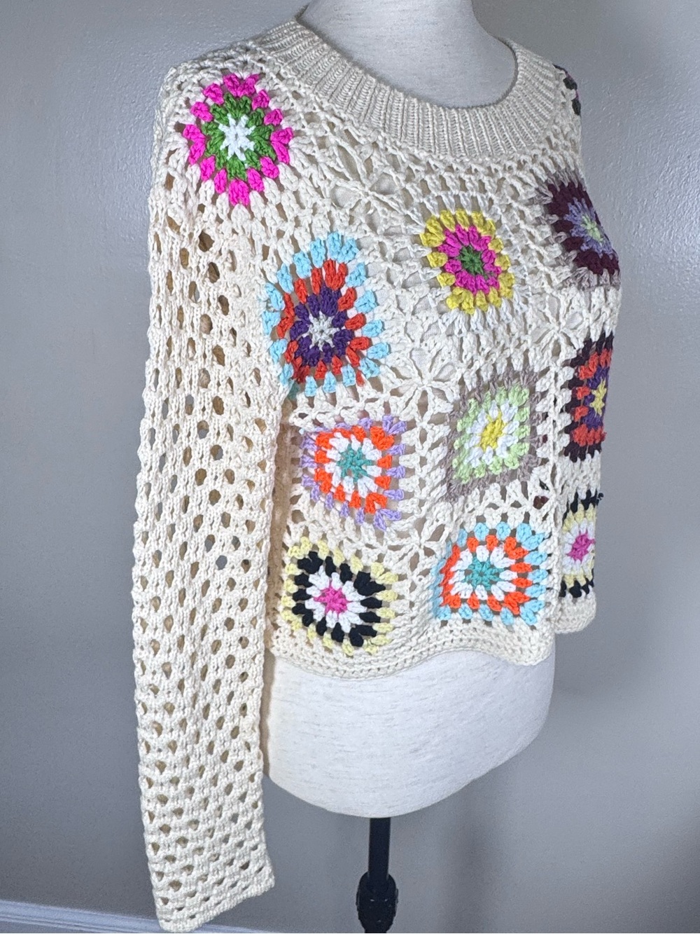 Luna Ivy Anthropologie Sz S Cream Granny Square Cropped Pullover Boho Sweater - Picture 4 of 11